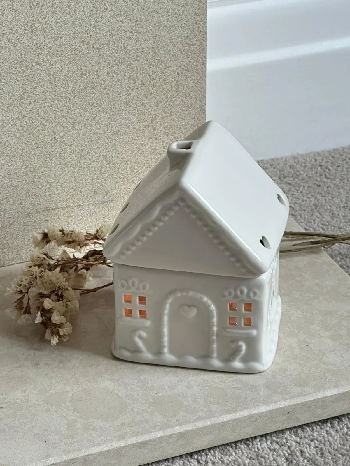 79f2f9fa 6f05 41de 83c2 b0b28beaa53d